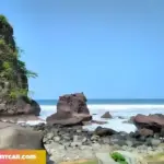 Indahnya Pantai Batu Tihang di Pesisir Barat Lampung