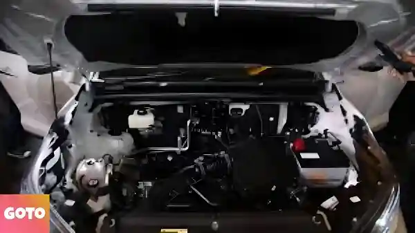Merevelasi mekanisme dalam Mesin Hibrid Toyota Kijang Innova Zenix