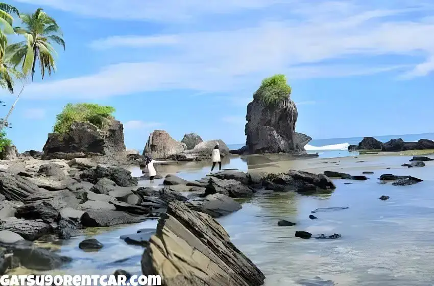 Pantai Tembakak - 11 Pantai di Lampung Barat yang Wajib Dikunjungi