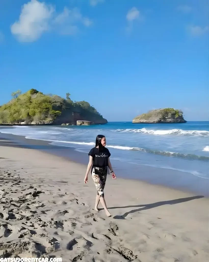 Pesona Memikat Pantai Ungapan Wisatawan Wajib Kunjungi