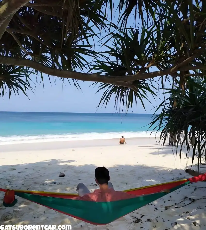 Wisata Seru dan Aman di Pantai Teluk Hantu Simak Tipsnya Disini!