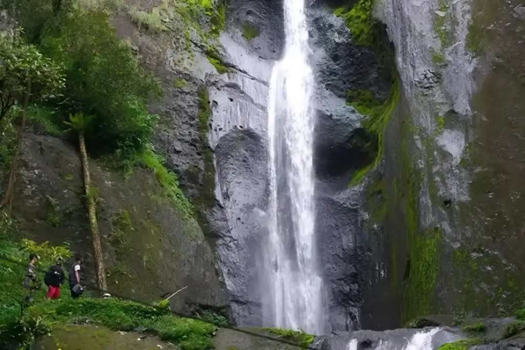 Air Terjun Dolo Kediri