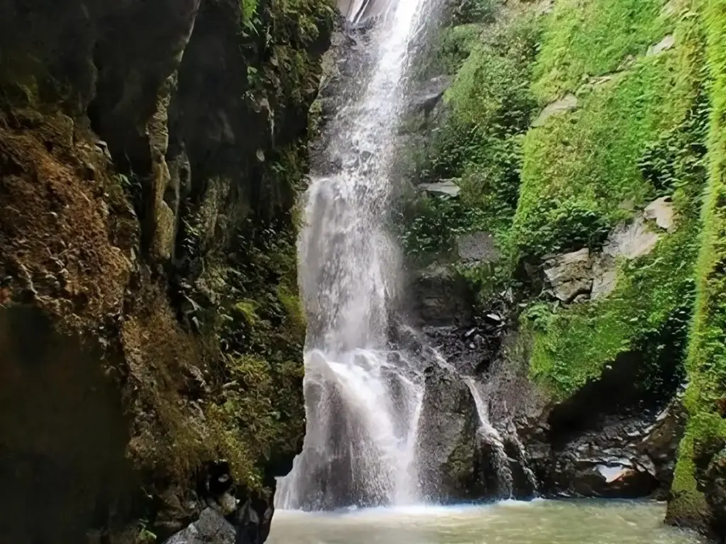 Air Terjun Gangga Lombok