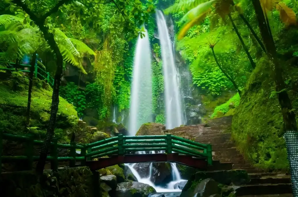 Alamat dan Rute Lokasi Air Terjun Jumog Karanganyar