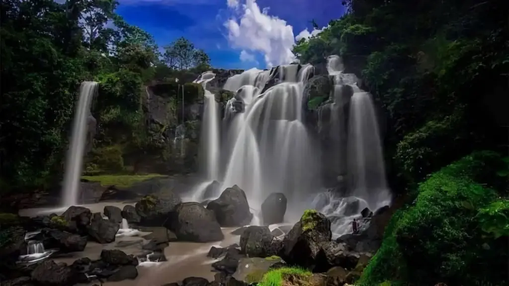 Harga Tiket Masuk Air Terjun Curup Gangsa Lampung