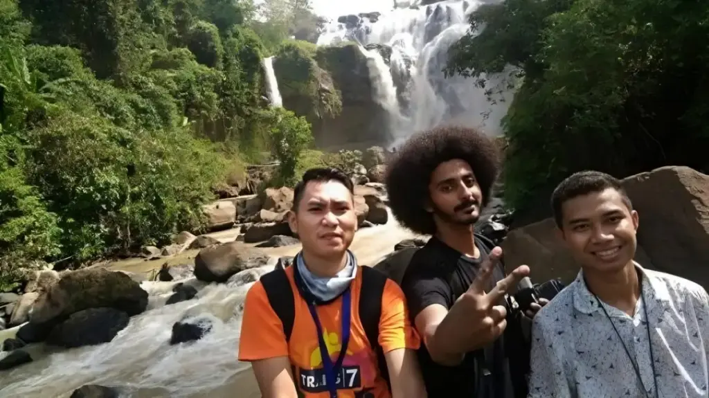 Jam Buka Air Terjun Curup Gangsa Lampung