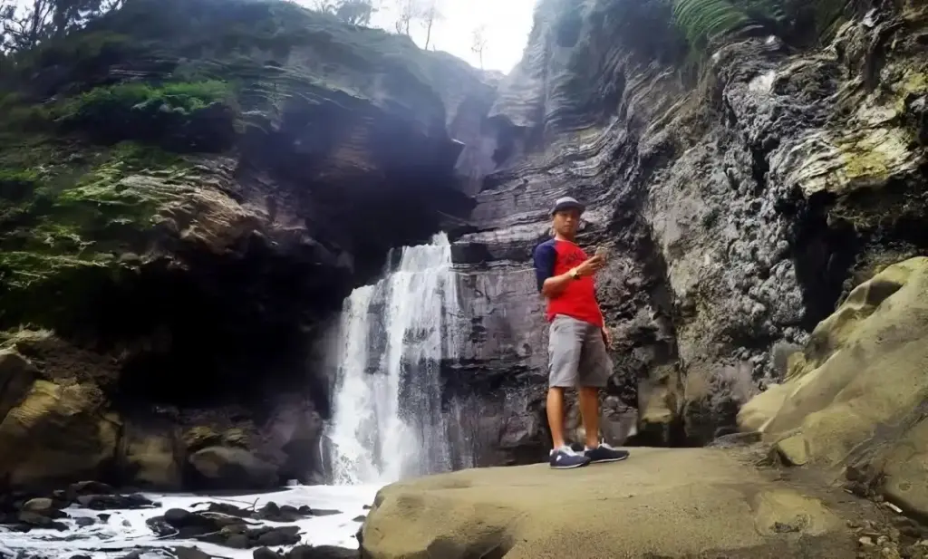 Spot Wisata di Air Terjun Gentongan