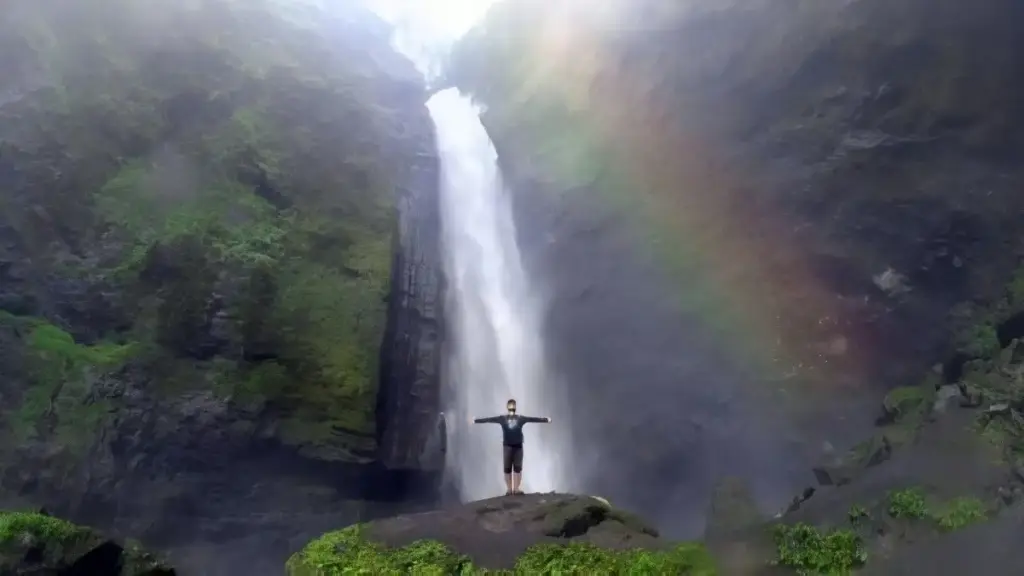 Spot Wisata di Air Terjun Kabut Pelangi Lumajang