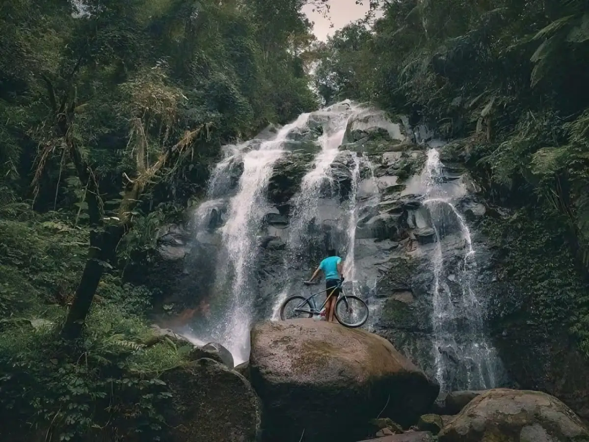 Air Terjun Parang Kikis Tulungagung