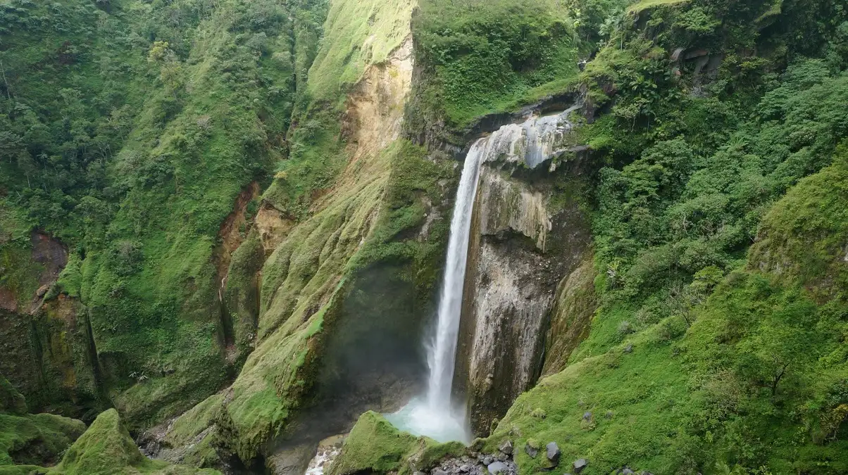 Air Terjun Penimbungan Lombok