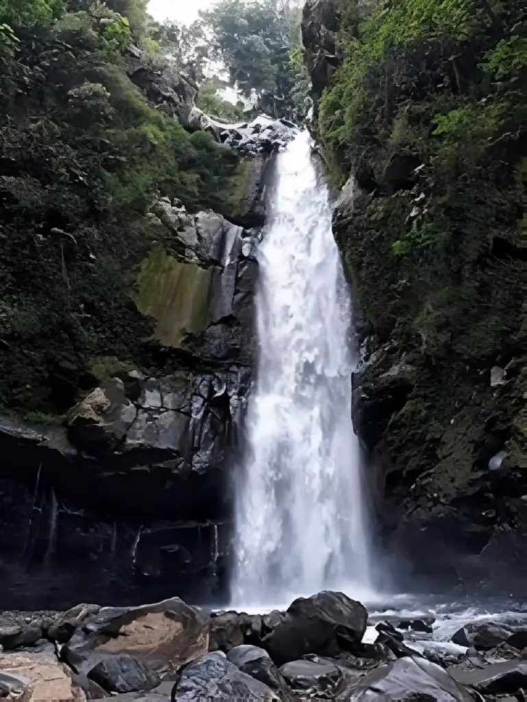 Alamat dan Rute Lokasi Air Terjun Kedung Kayang Magelang