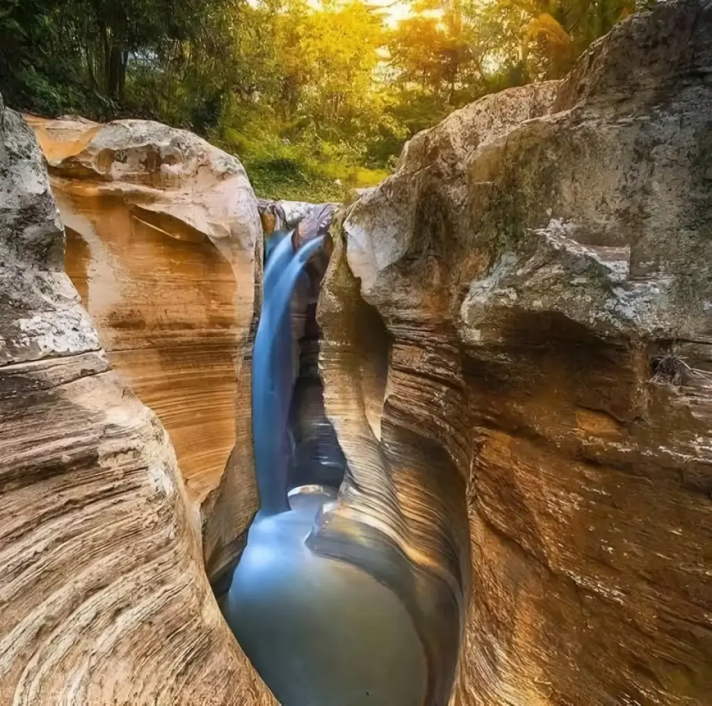 Alamat dan Rute Lokasi Air Terjun Luweng Sampang Yogyakarta