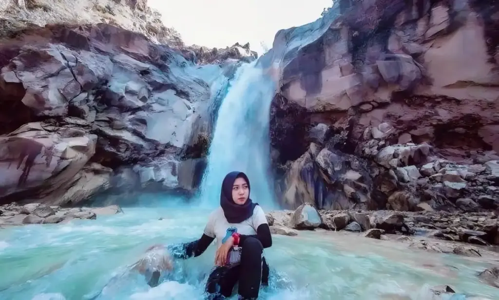 Fasilitas Air Terjun Mangku Sakti Lombok