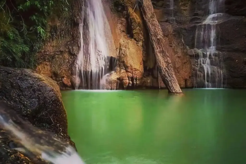 Harga Tiket Masuk Air Terjun Lembah Bongok Tuban