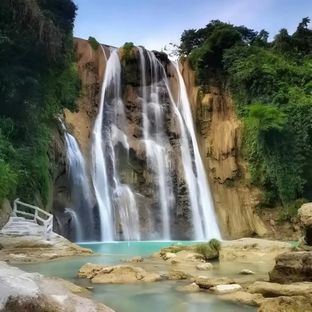 Jam Buka Air Terjun Nglirip Tuban