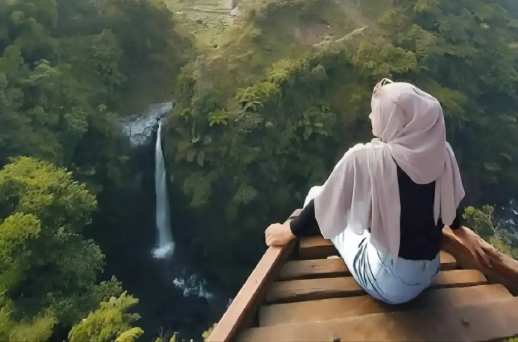 Spot Wisata di Air Terjun Kedung Kayang