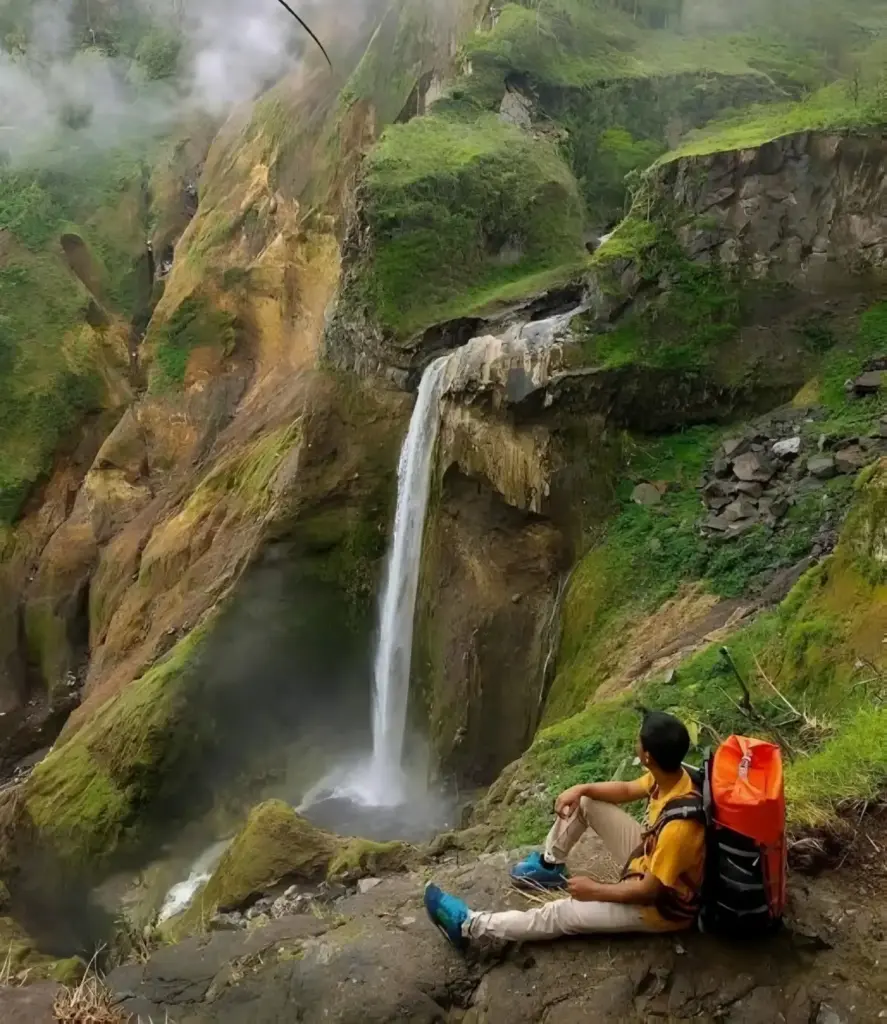 Spot Wisata di Air Terjun Penimbungan