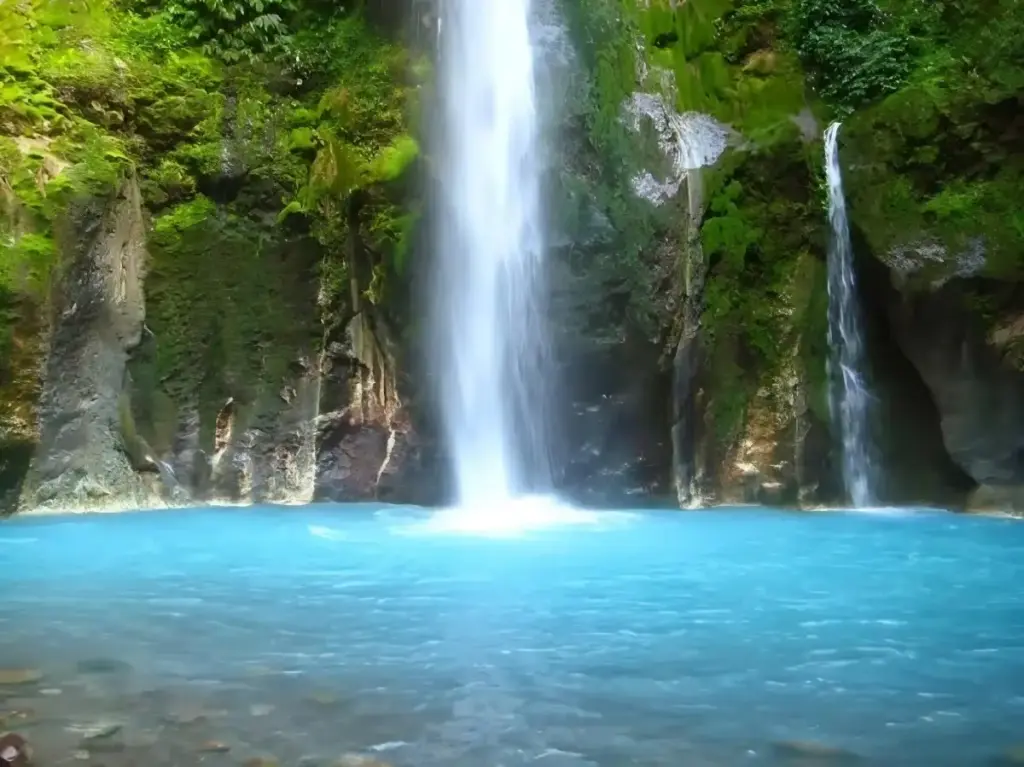 Spot Wisata di Air Terjun Songgo Langit