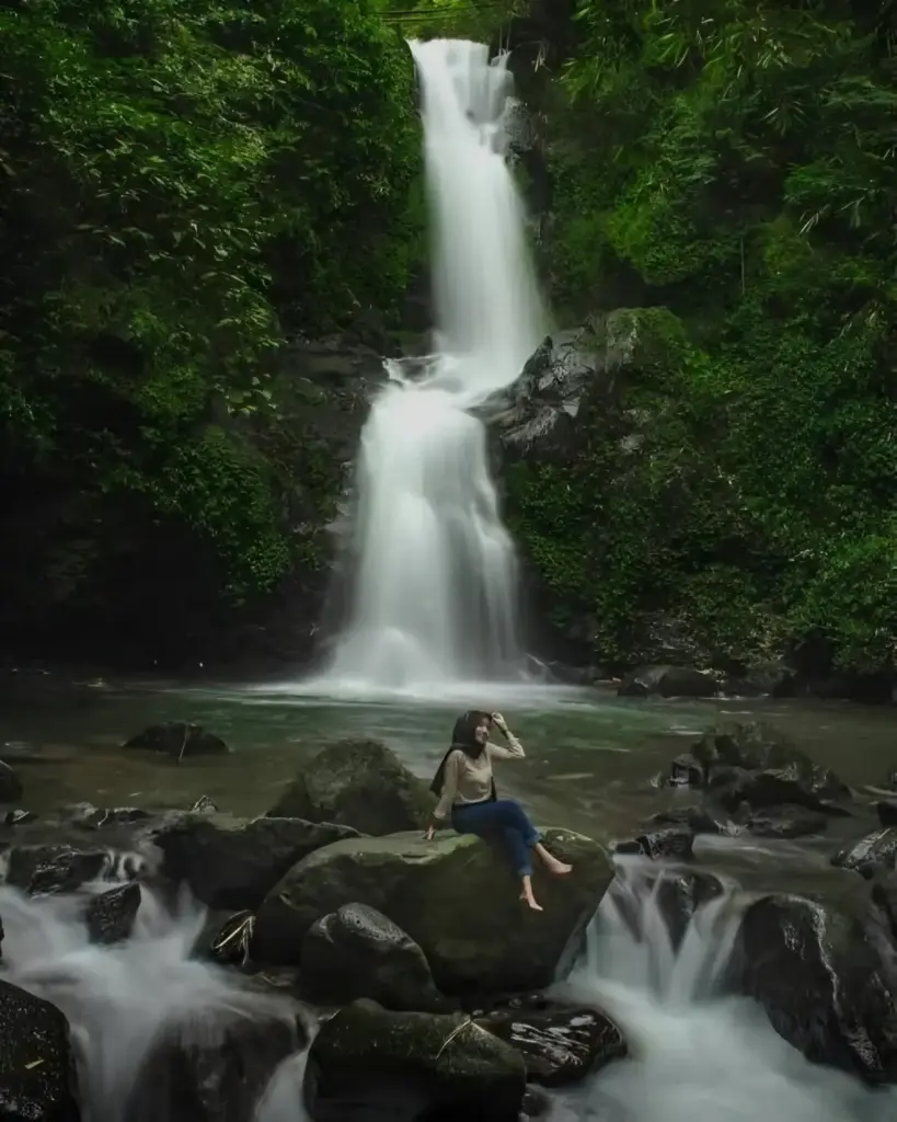 Tips Berkunjung Air Terjun Sekar langit Magelang