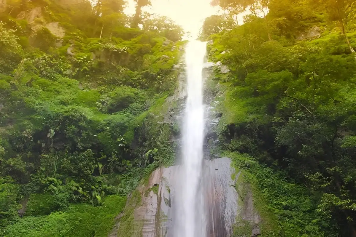 Air Terjun Tancak Kembar Bondowoso