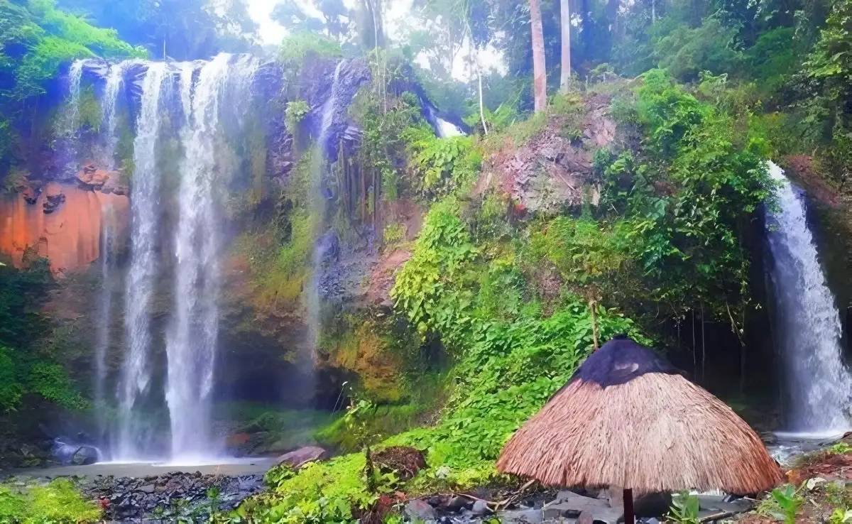 Air Terjun Tirai Lampung