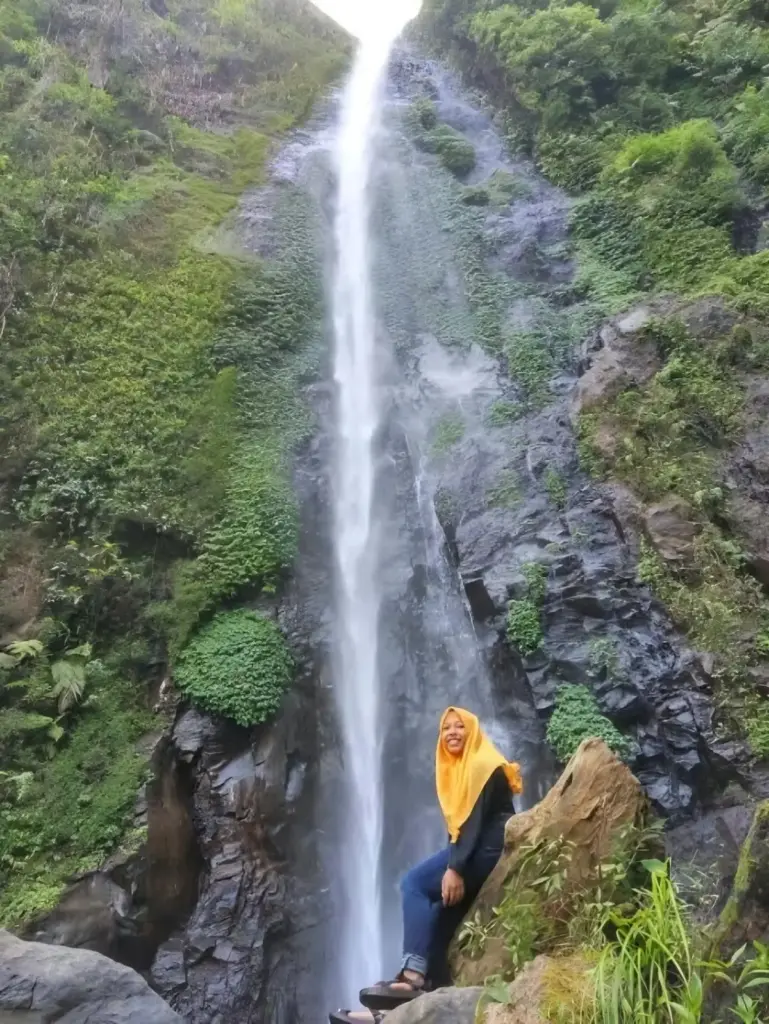 Fasilitas Air Terjun Tancak Jember