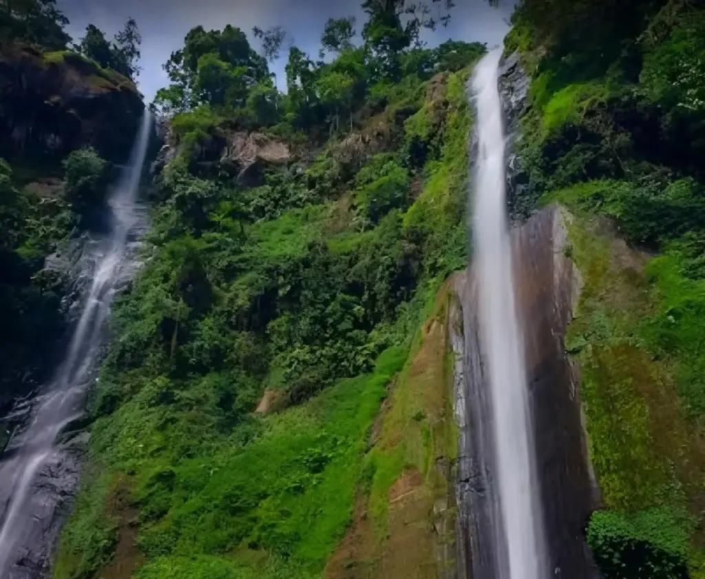 Harga Tiket Masuk Air Terjun Tancak Kembar Bondowoso