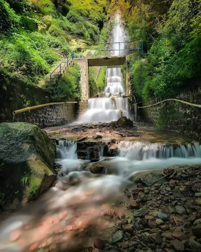 Alamat dan Rute Lokasi Air Terjun Tirtosari