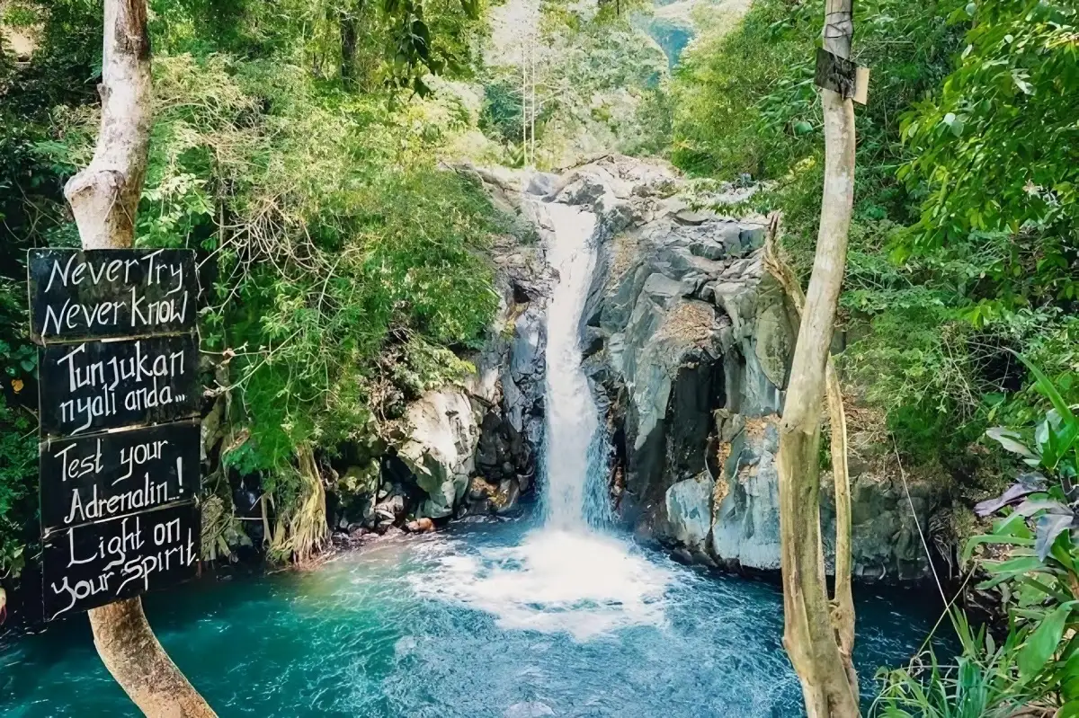 Aling-Aling Waterfall Bali