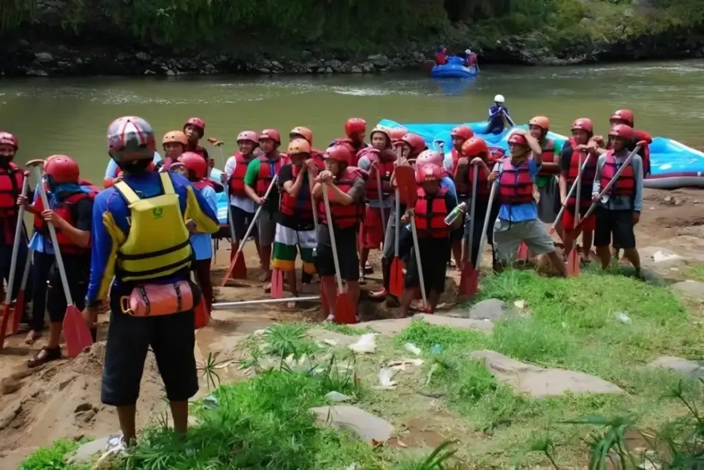 Fasilitas Arung Jeram Serayu