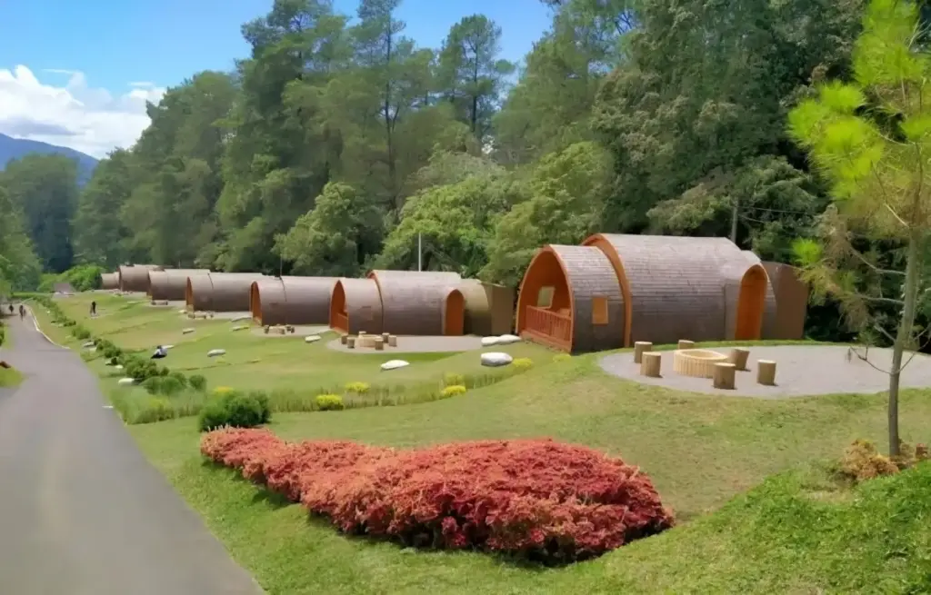 Jam Buka Asstro Highland Glamping