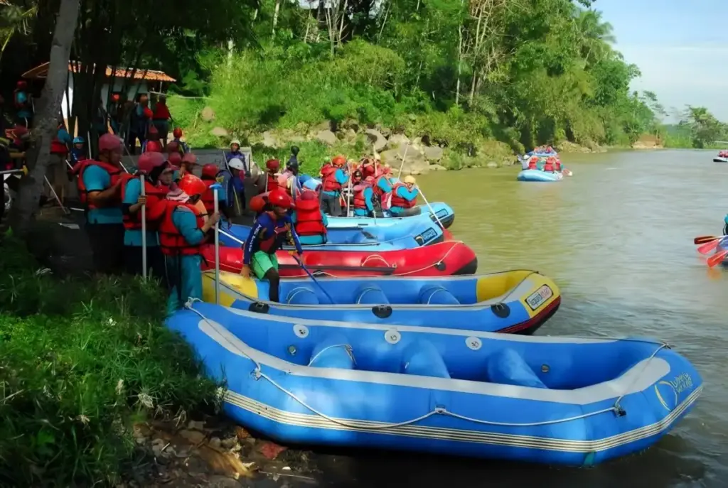 Spot Wisata di Arung Jeram Serayu