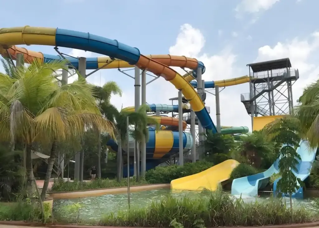 Tips Melawat Austin Heights Water & Adventure Park