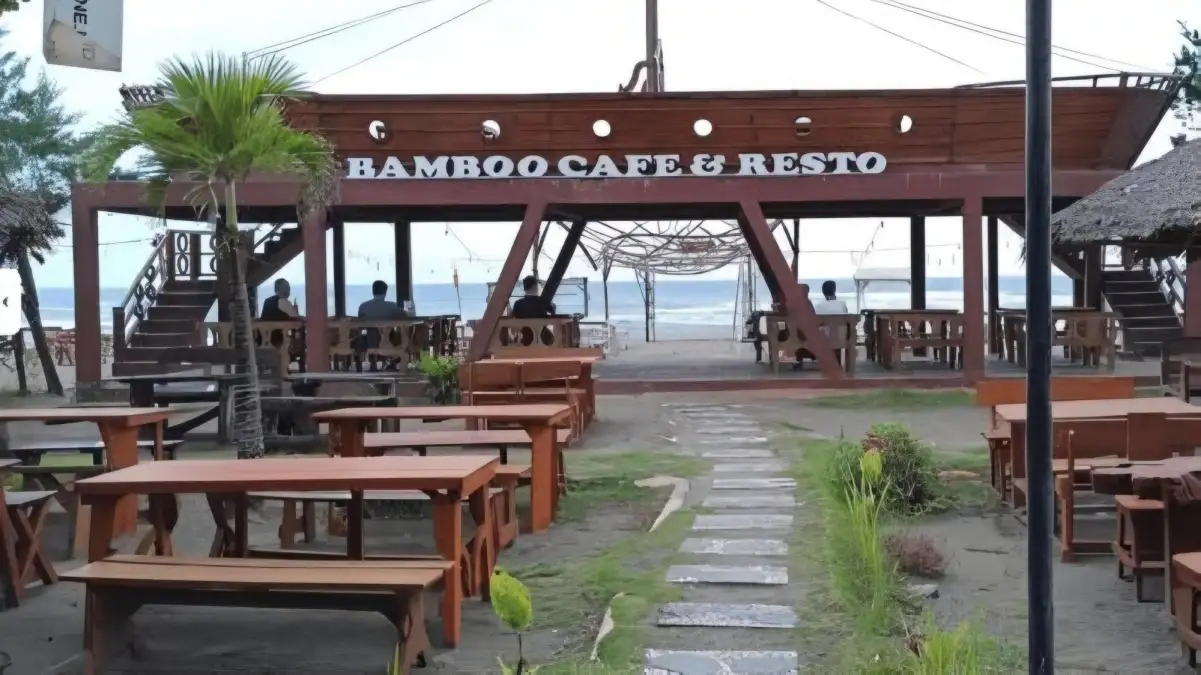 Bamboo Cafe Pangandaran