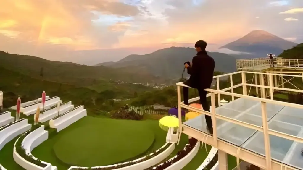 Wisata Batu Angkruk Dieng 7 Berburu Foto