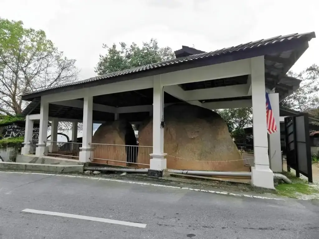 Batu Bersurat Pulau Pangkor 4 Location