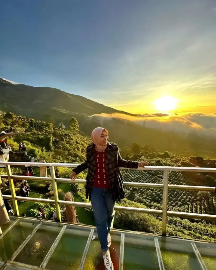 Wisata Batu Angkruk Dieng 6 Menikmati Sunrise