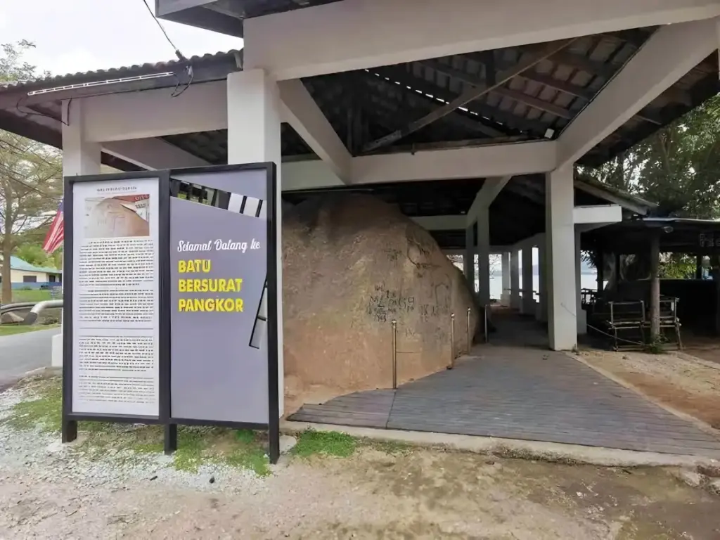 Batu Bersurat Pulau Pangkor 3 Opening Hours Batu Bersurat