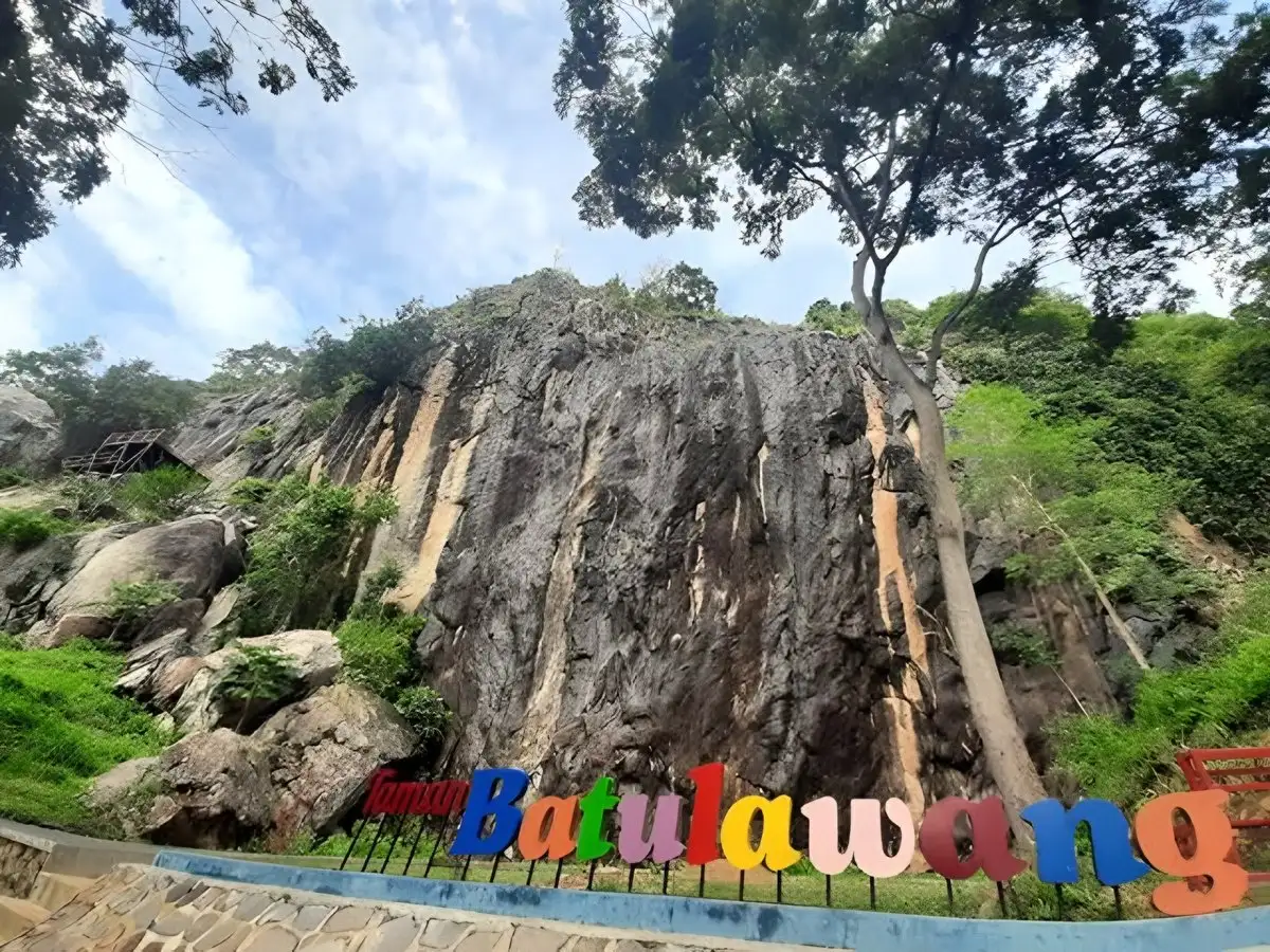 Batu Lawang Cirebon